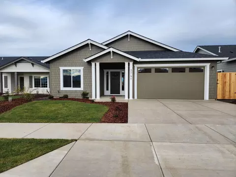 3741 Folium, Medford, OR 97504