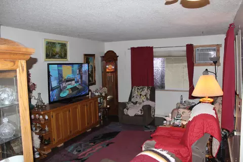9615 Holland Loop Rd, Cave Junction, OR 97523 photo 6