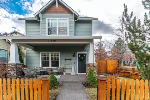 21250 Woodruff Pl, Bend, OR 97702