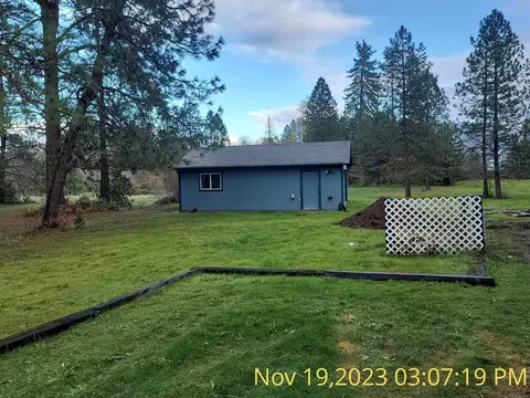 7593 Redwood Hwy, Grants Pass, OR 97527