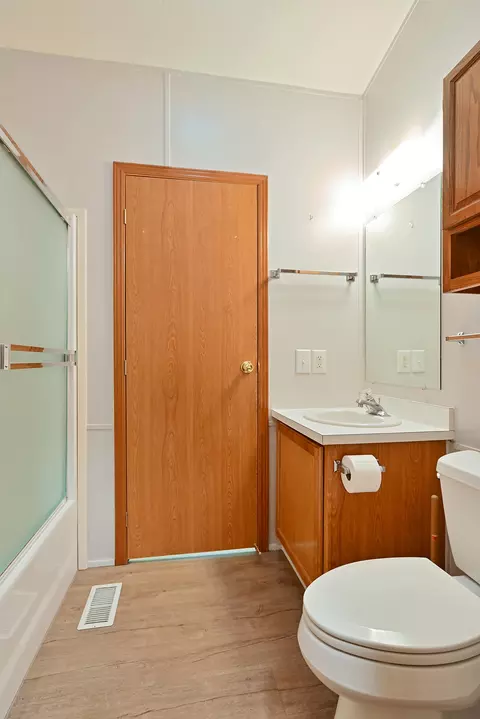 555 Freeman Rd UNIT 227, Central Point, OR 97502 photo 14