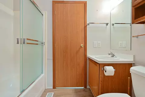 555 Freeman Rd UNIT 227, Central Point, OR 97502 photo 11