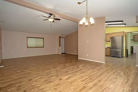 555 Freeman Rd UNIT 227, Central Point, OR 97502 photo 3