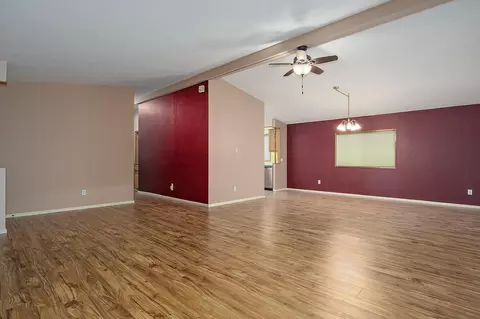 555 Freeman Rd UNIT 227, Central Point, OR 97502 photo 2