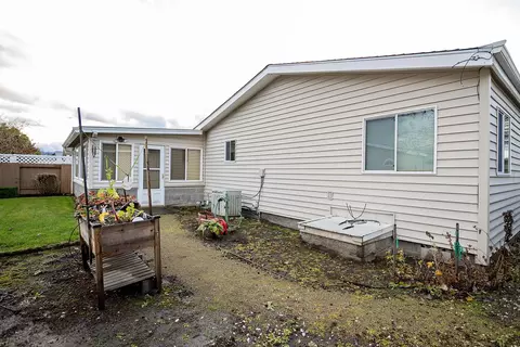 555 Freeman Rd UNIT 227, Central Point, OR 97502 photo 16