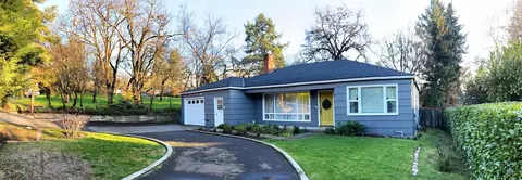 2418 Hillcrest Rd, Medford, OR 97504