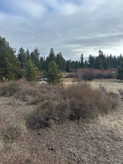 15329 Deer Ave, La Pine, OR 97739 photo 4