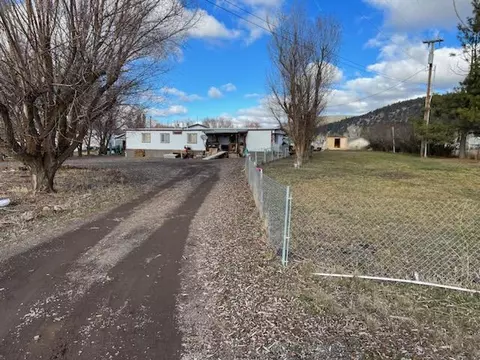 15211 Stagecoach Rd, Klamath Falls, OR 97601