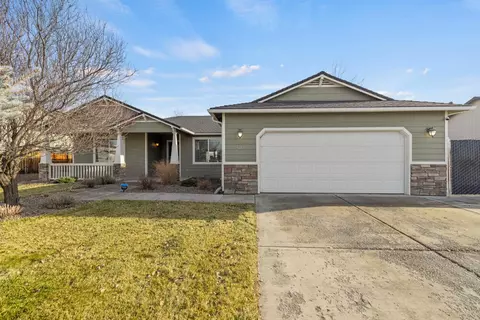 3453 Barnes Way, Klamath Falls, OR 97603
