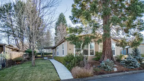 215 Tolman Creek Rd #34, Ashland, OR 97520