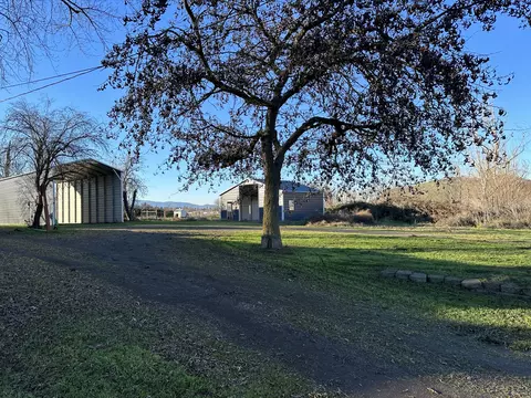 325 Cabbage Ln, Phoenix, OR 97535 photo 24