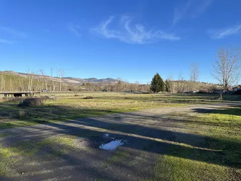 325 Cabbage Ln, Phoenix, OR 97535 photo 34