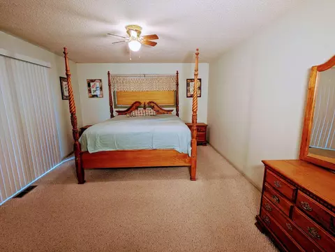 632 W 2nd St, Merrill, OR 97633 photo 6