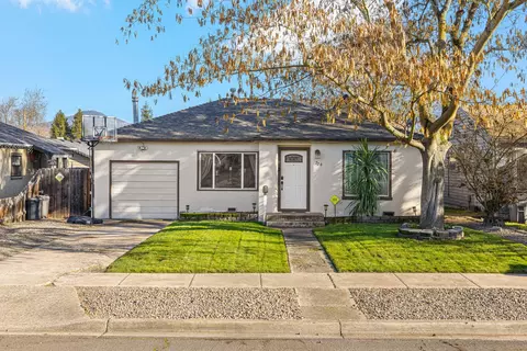 726 Broad St, Medford, OR 97501