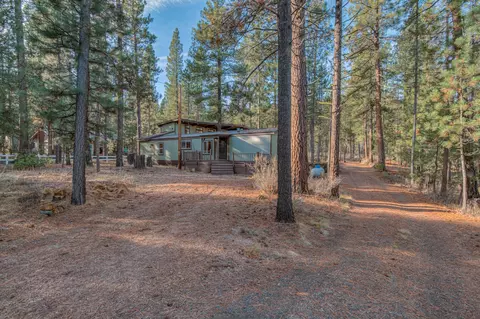 56451 Celestial Dr, Bend, OR 97707 photo 7