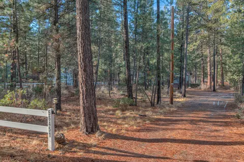 56451 Celestial Dr, Bend, OR 97707 photo 8