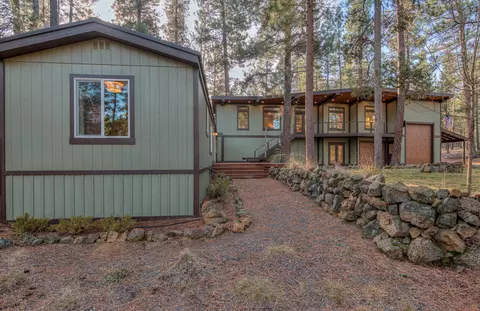 56451 Celestial Dr, Bend, OR 97707 photo 16