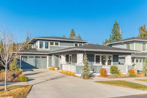 2132 NW Newport Hills Dr, Bend, OR 97703