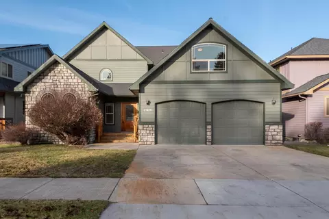 21226 Darby Ct, Bend, OR 97702