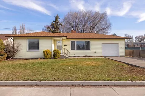 1141 Washburn Way, Klamath Falls, OR 97603