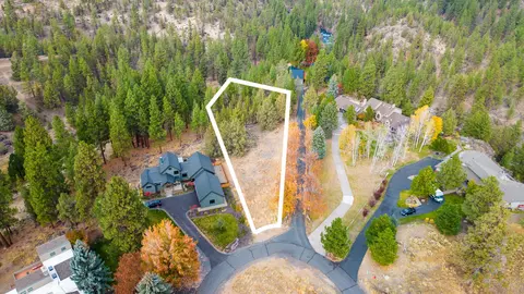4225 NW Sawyer, Bend, OR 97703