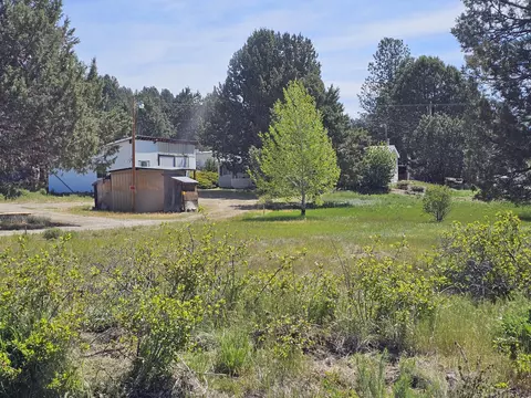 26817 Lassen Rd, Sprague River, OR 97639