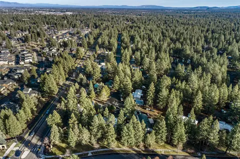 19612 Dover Ln, Bend, OR 97702 photo 32