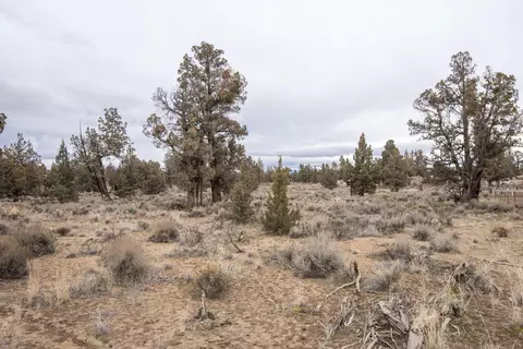 25367 Alpine Ln, Bend, OR 97701 photo 4