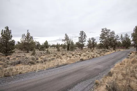 25367 Alpine Ln, Bend, OR 97701 photo 5