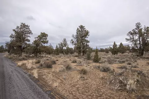 25367 Alpine Ln, Bend, OR 97701 photo 3