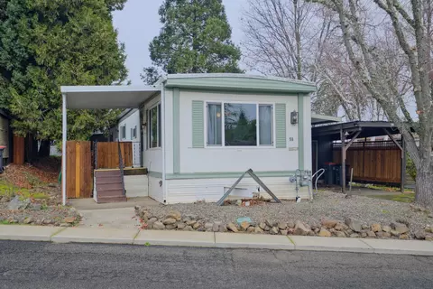 1055 N 5th St UNIT 98, Jacksonville, OR 97530