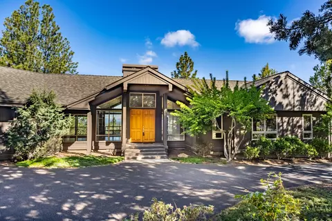 2901 NW Fitzgerald Ct, Bend, OR 97703