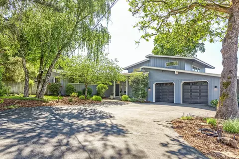 2395 Scoville Rd, Grants Pass, OR 97526