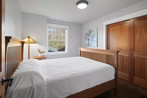 Bedroom - 560 NW Riverfront St, Bend, OR 97703 photo 3 of 4