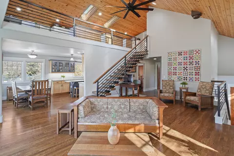 Living - 560 NW Riverfront St, Bend, OR 97703 photo 1 of 3
