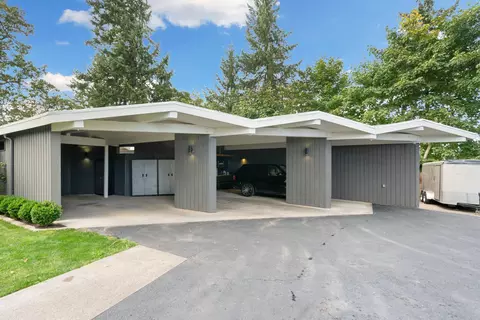 2525 Birdhill Dr S, Salem, OR 97302