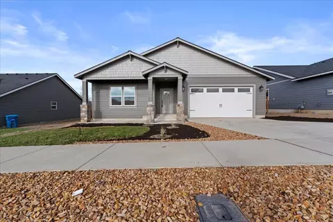 3199 NW Cedar Ave #LOT 16, Redmond, OR 97756