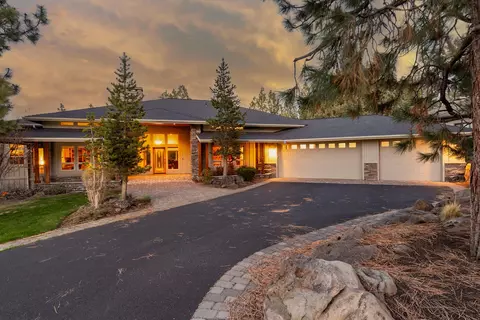 3492 NW Braid Dr, Bend, OR 97703
