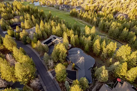 View/Area - 3492 NW Braid Dr, Bend, OR 97703 photo 6 of 6