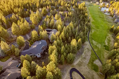 View/Area - 3492 NW Braid Dr, Bend, OR 97703 photo 5 of 6
