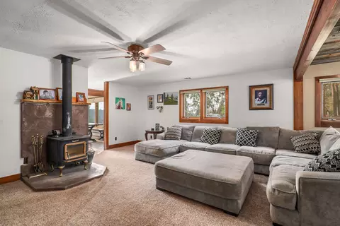 10049 Evans Creek Rd, Rogue River, OR 97537 photo 7