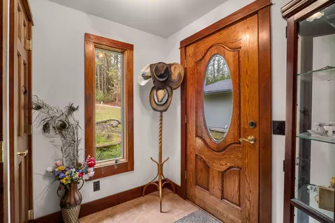 10049 Evans Creek Rd, Rogue River, OR 97537 photo 5