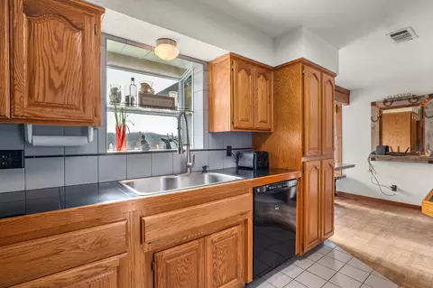 10049 Evans Creek Rd, Rogue River, OR 97537 photo 13