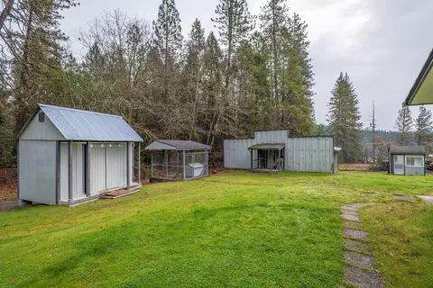 10049 Evans Creek Rd, Rogue River, OR 97537 photo 32