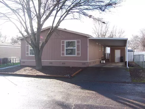 633 E Archwood Dr UNIT 91, Eagle Point, OR 97524