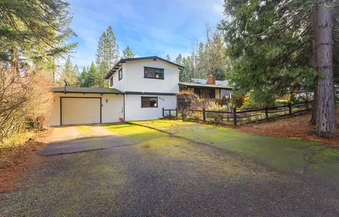 965 Laurel Ave, Butte Falls, OR 97522