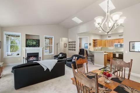Living - 19424 Blue Lake Loop, Bend, OR 97702 photo 4 of 6