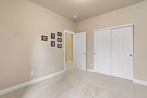 Bedroom - 19424 Blue Lake Loop, Bend, OR 97702 photo 1 of 1