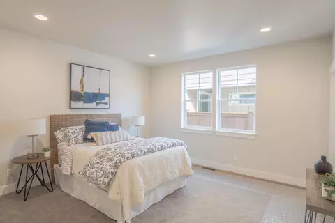 20497 Aberdeen Dr, Bend, OR 97702 photo 10