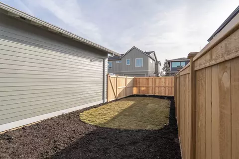 20497 Aberdeen Dr, Bend, OR 97702 photo 17